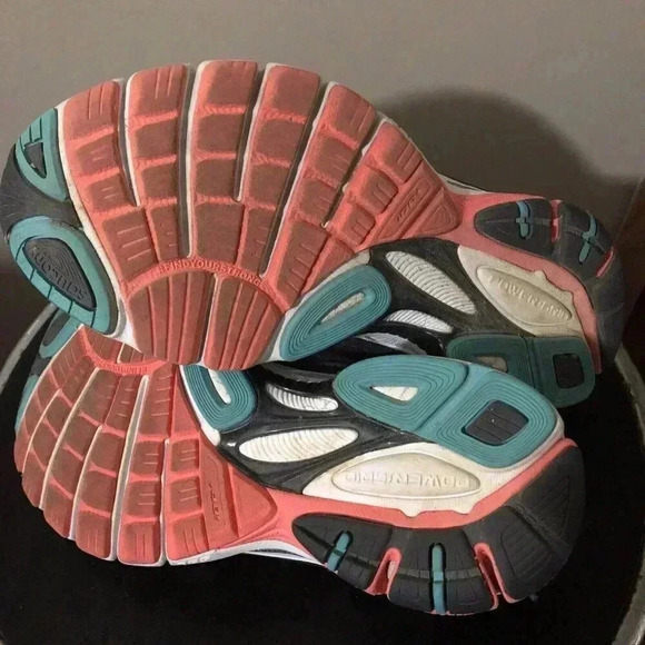 Saucony Women's PowerGrid Guide 7 Running Shoe Silver Gray Purple Size 7 - Picture 6 of 7